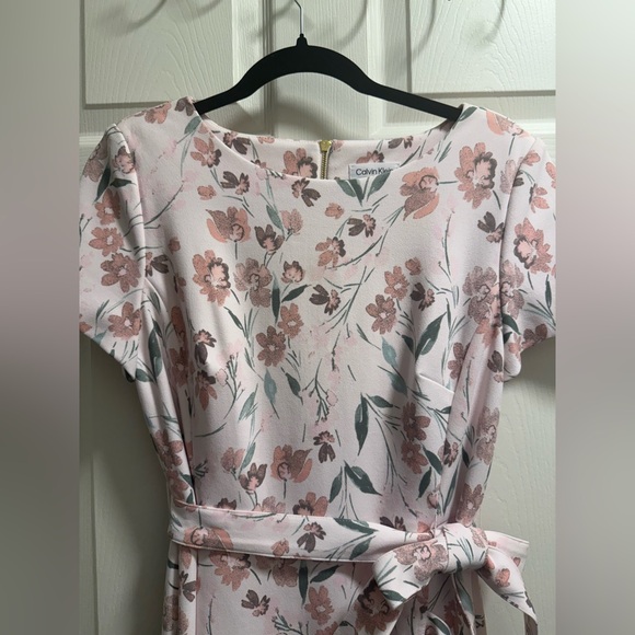 Calvin Klein - Floral-Print Short-Sleeve Ruffle-Hem Dress - Size 10 - Picture 6 of 10